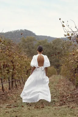 Dissh Aisle Linen Backless Dress White Size 8 for rent on The Volte - image 8