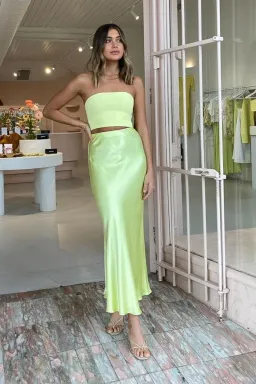 Bec and Bridge Citrus Sweetie Set Yellow Size 6  for rent on The Volte - image 5