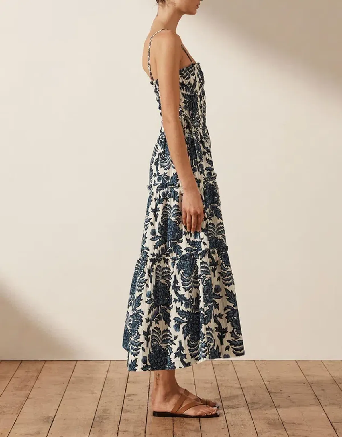 Shona Joy Diana Shirred Tiered Midi Dress Print Size 8 - Image 2