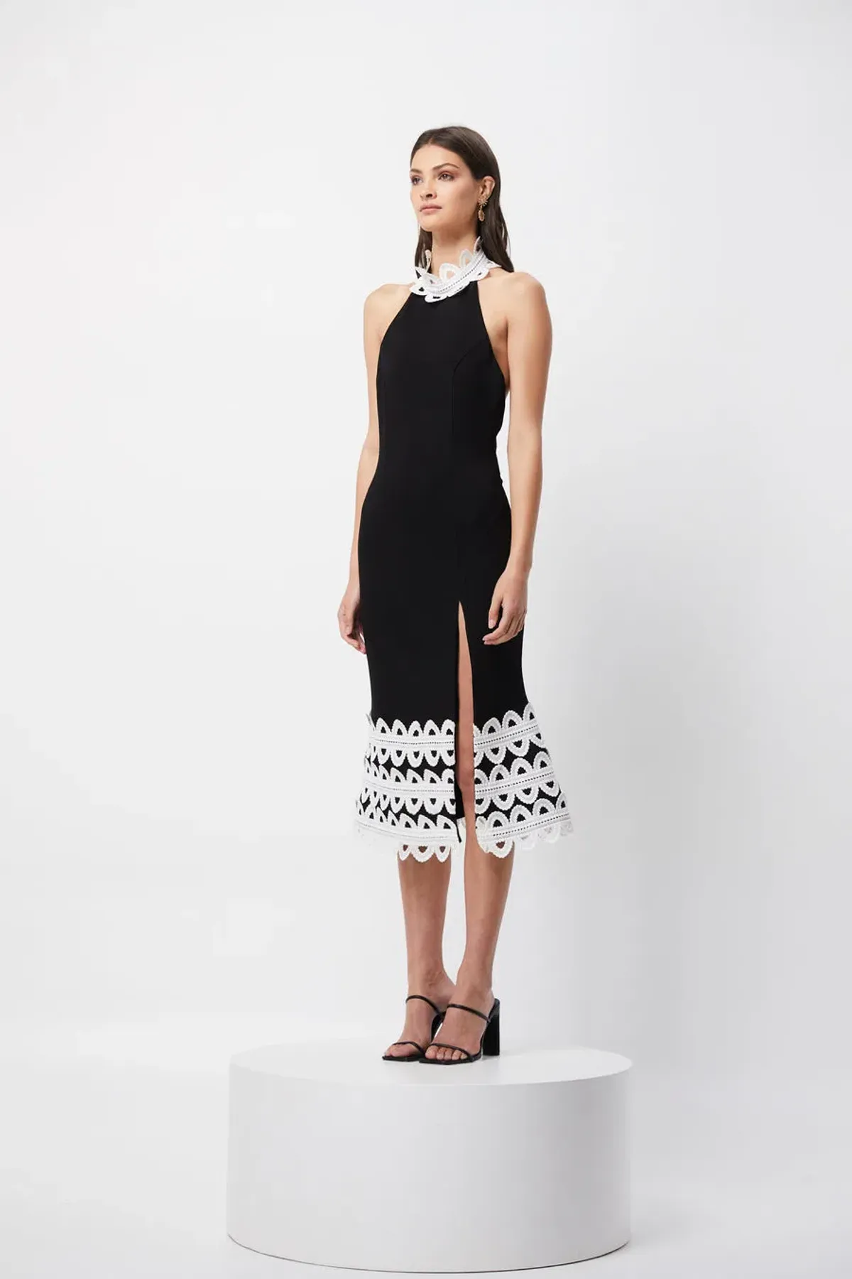 Elliatt Charismatic Dress Black Size 6 - Image 2