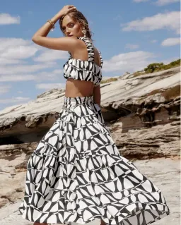 Sheike Heartbreaker Set Top & Skirt Print Size 10 and 8 for rent on The Volte - image 4