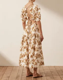Shona Joy Follow Bella Short Sleeve Open Back Midi Dress Print Size 8 for rent on The Volte - image 3