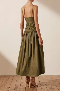 Shona Joy Amaia Ruched Midi Dress Green Size 6 for rent on The Volte - image 2