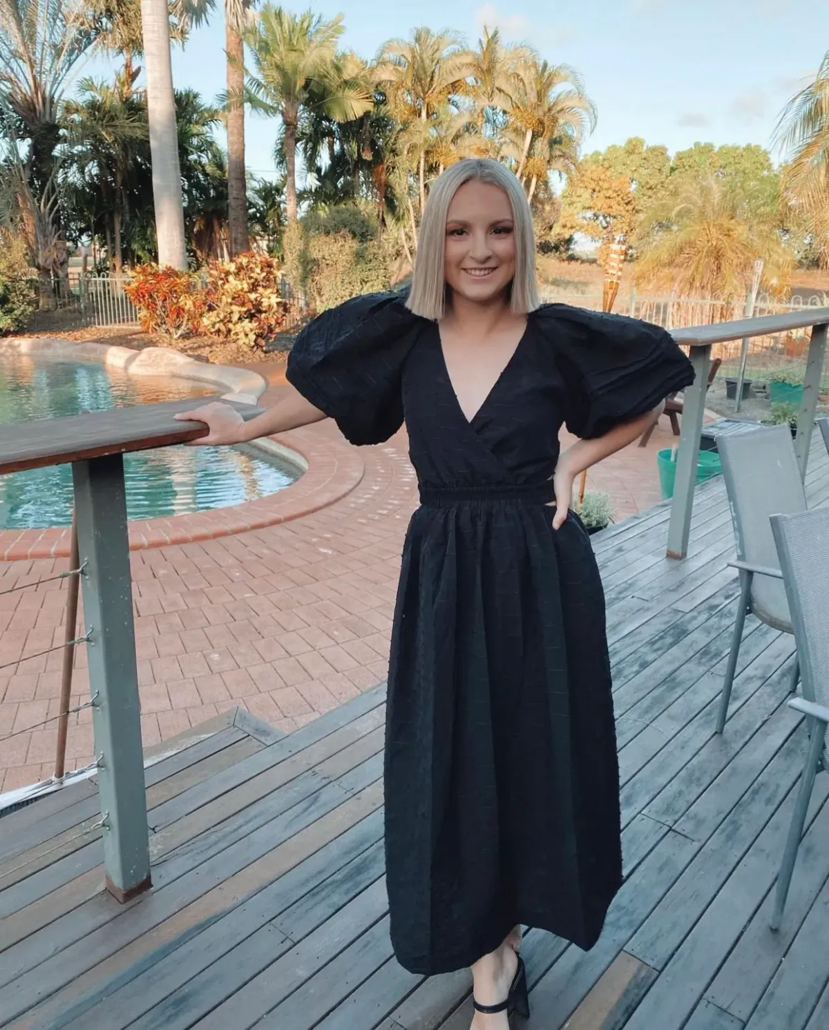 C/MEO Disperse Short Sleeve Dress Black Size 6 - Image 3