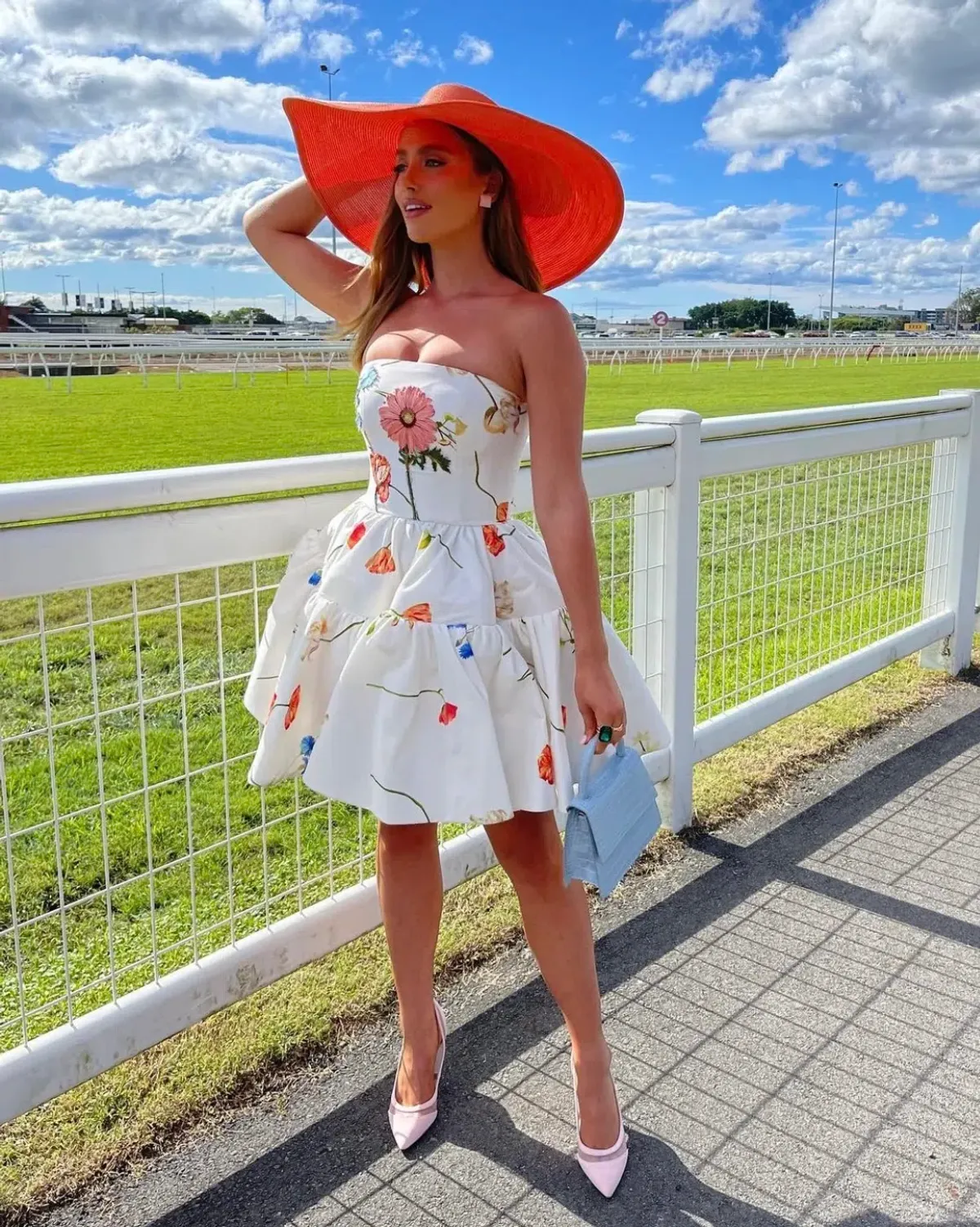 Leo Lin The Fields Embroidered Bustier Mini Dress White Floral Size 8 - Image 1