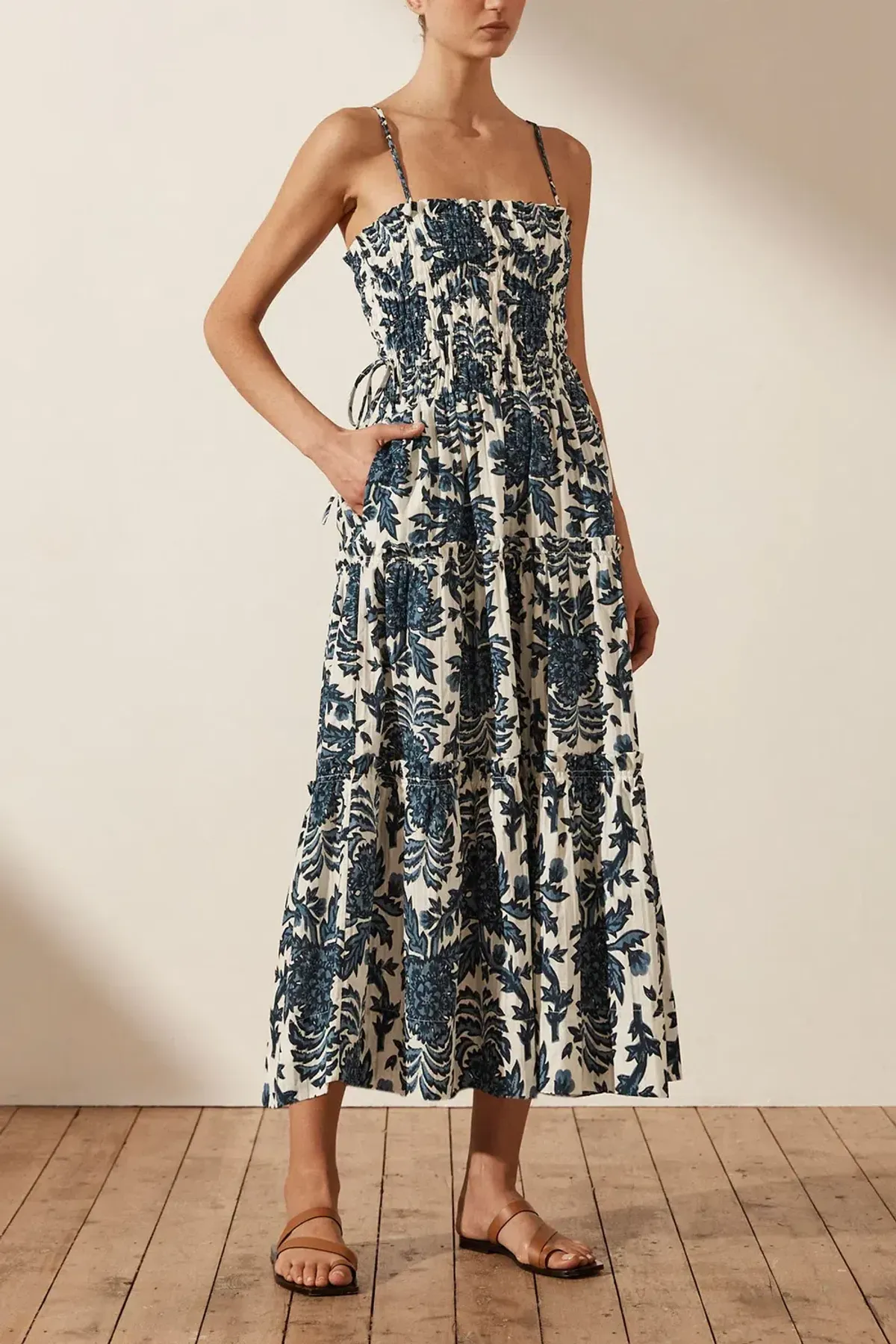 Shona Joy Diana Shirred Tiered Midi Dress Print Size 8 - Image 2
