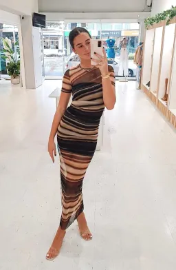 Bec + Bridge - Watercolour Print - Size 12 for rent on The Volte - image 4