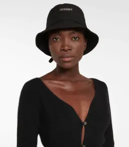 Jacquemus Le Bob Gadjo Bucket Hat Black Size 56"  for rent on The Volte - image 4