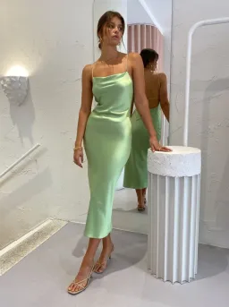 Bec & Bridge Apple Eyes Midi Dress Green Size 8 for rent on The Volte - image 2