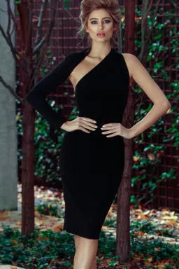 Bianca and Bridgett Chloe Dress Black Size 8 for rent on The Volte - image 2