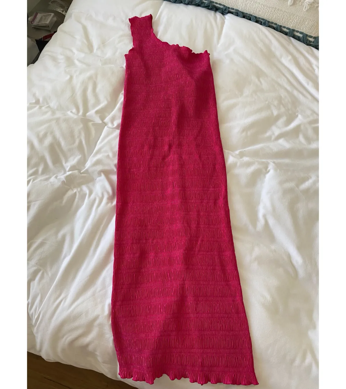 L'Idee Gigi Smocking Gown in Punch Pink Size 8 / S - Image 7