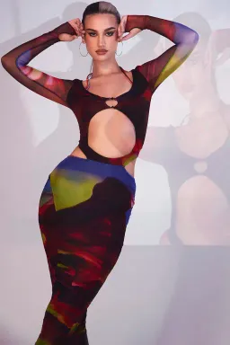 House of CB Marina Printed Cut Out Midi Dress Print Size S / Au 8 for rent on The Volte - image 4