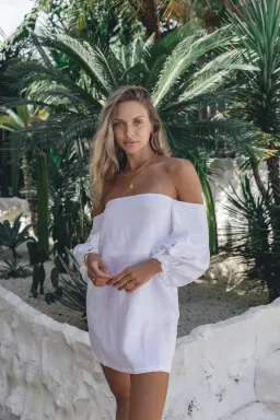 Maurie and Eve Acme Off Shoulder Dress White Size 10 for rent on The Volte - image 2