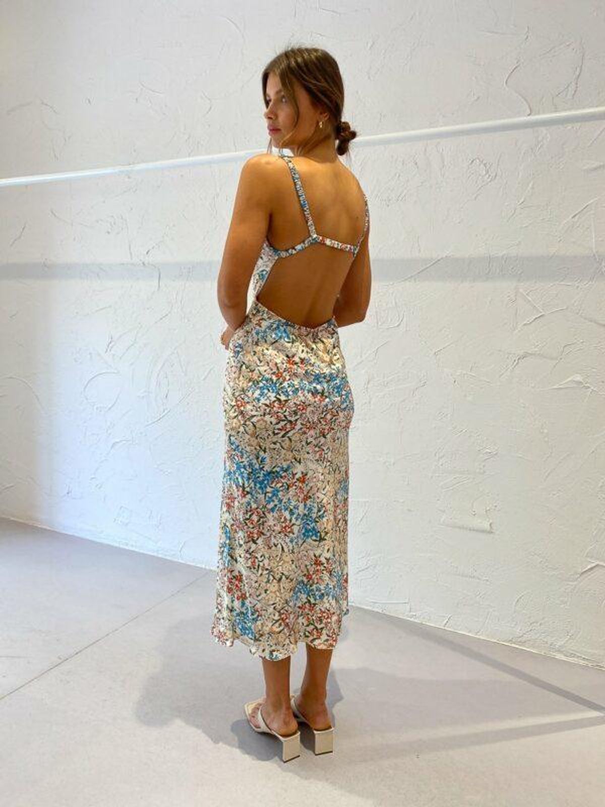 Bec & Bridge Wisteria Midi Dress Print Size 14 - Image 3