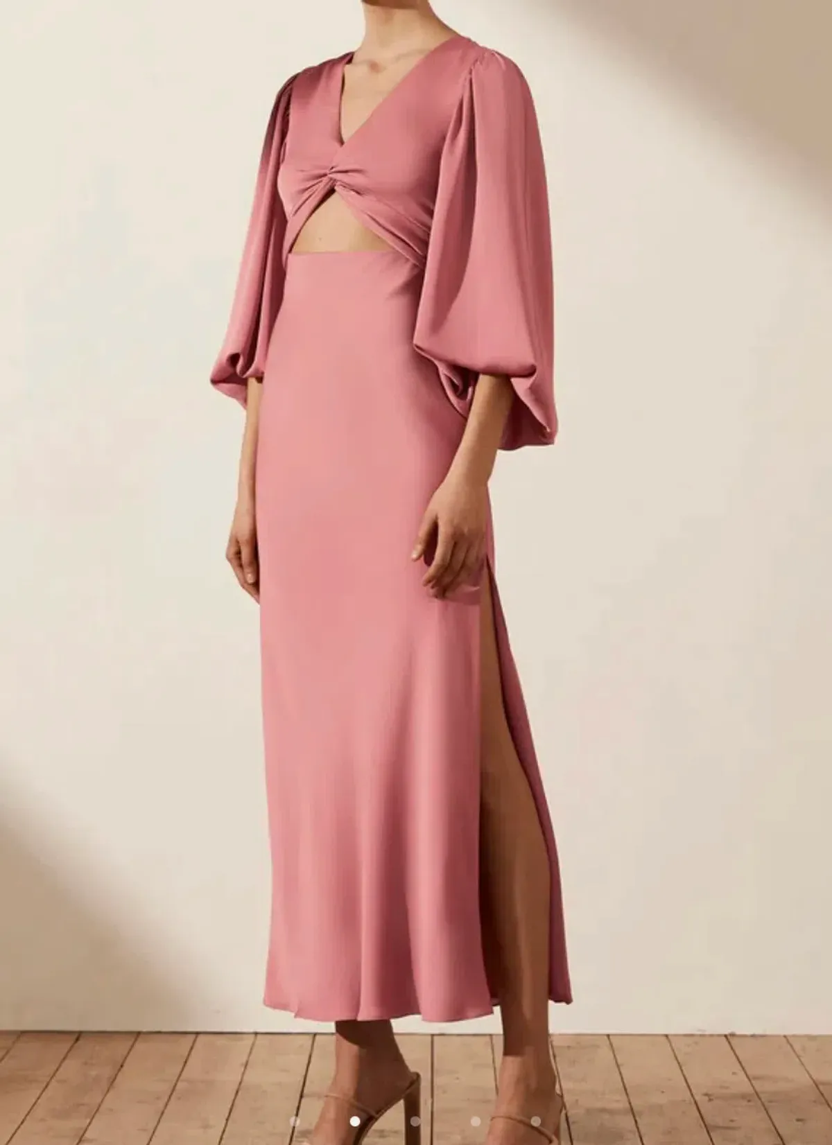Shona Joy Luxe Twist Front Balloon Sleeve Midi Dress Dusty Pink Size 14 - Image 2