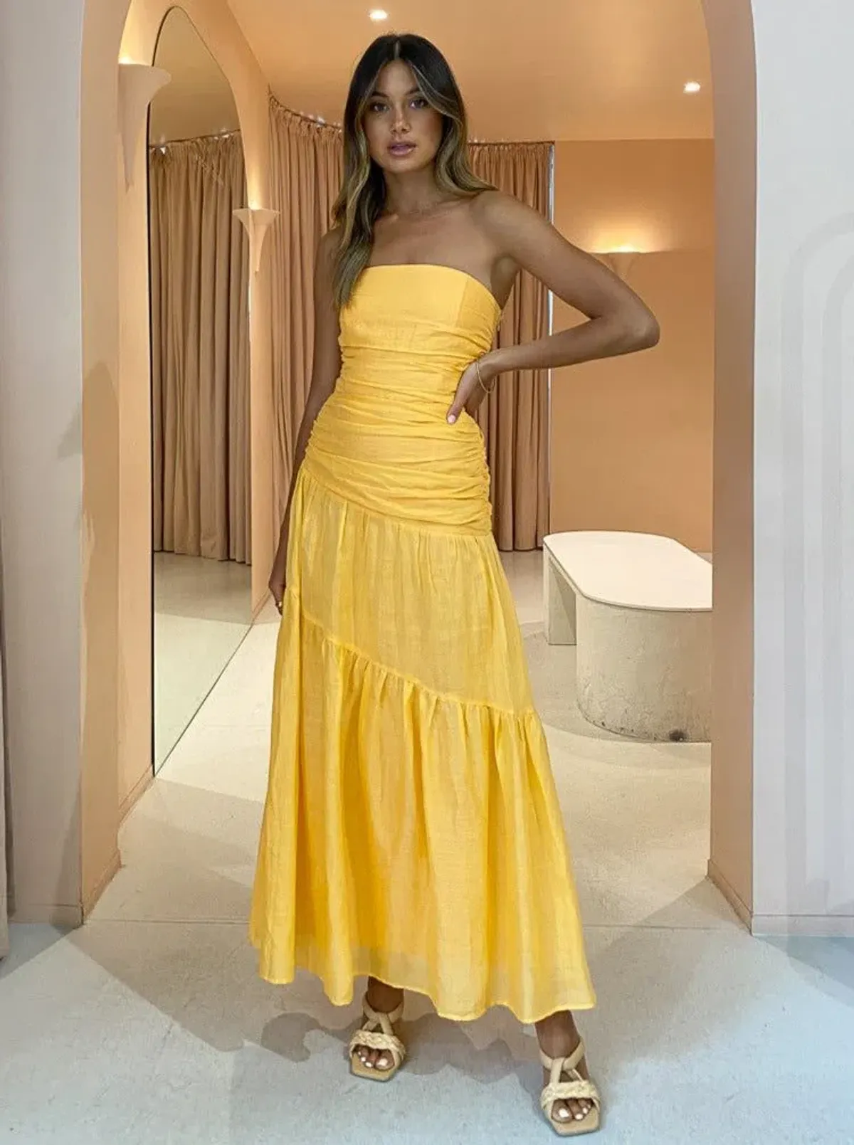 Issy Isles Dress in Orange Sorbet Size 6 - Image 1