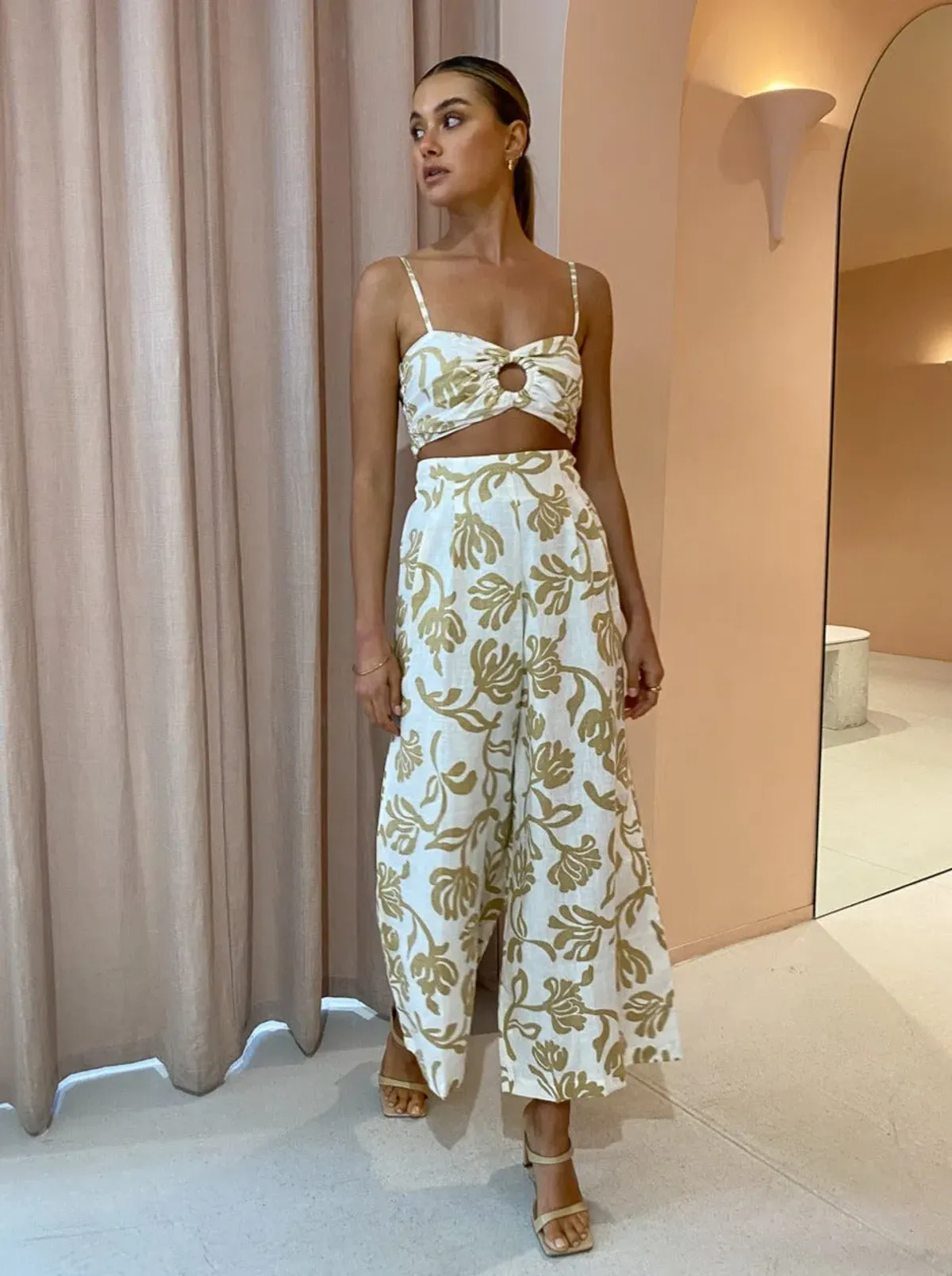 Faithfull the Brand Malta Pant & Liberta Crop Top Set in Ensola Print Size 6 - Image 3