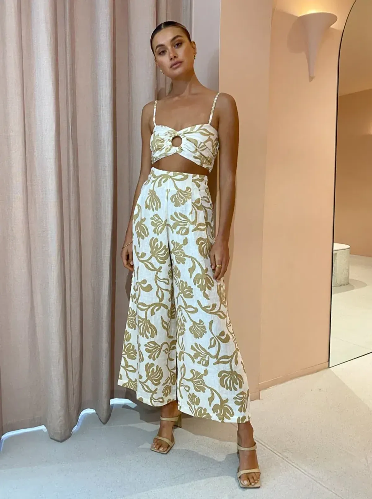 Faithfull the Brand Malta Pant & Liberta Crop Top Set in Ensola Print Size 6 - Image 1