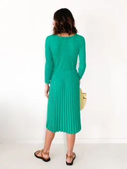 Scanlan Theodore Pleated Rib Cold Shoulder Dress in Emerald Green Size XS/ AU 6 for rent on The Volte - image 3