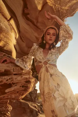 Sonya Moda Botanica Linen Cutout Dress Floral Size 0/Au 6 for rent on The Volte - image 1