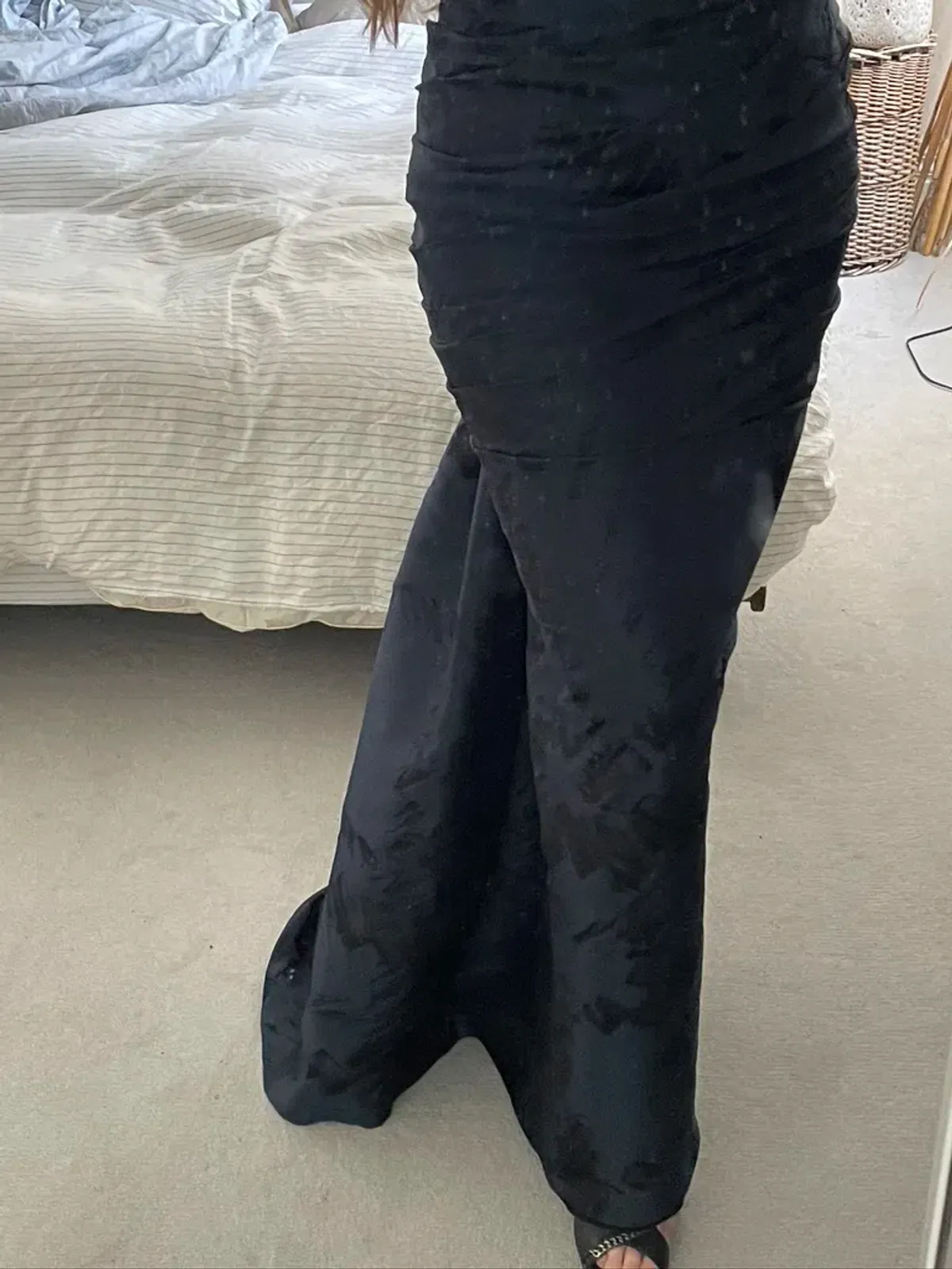 J. Mendel Paris Floor-Length Gown Navy Blue Size AU 12  - Image 8