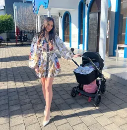 Camila Blouson Sleeve Shirt Dress Reign Supreme Print Size S/AU 6 for rent on The Volte - image 1