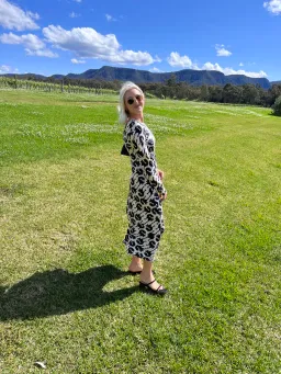 Silk Laundry Full Sleeve Bias Cut Fox Print Dress Size 8 for rent on The Volte - image 3