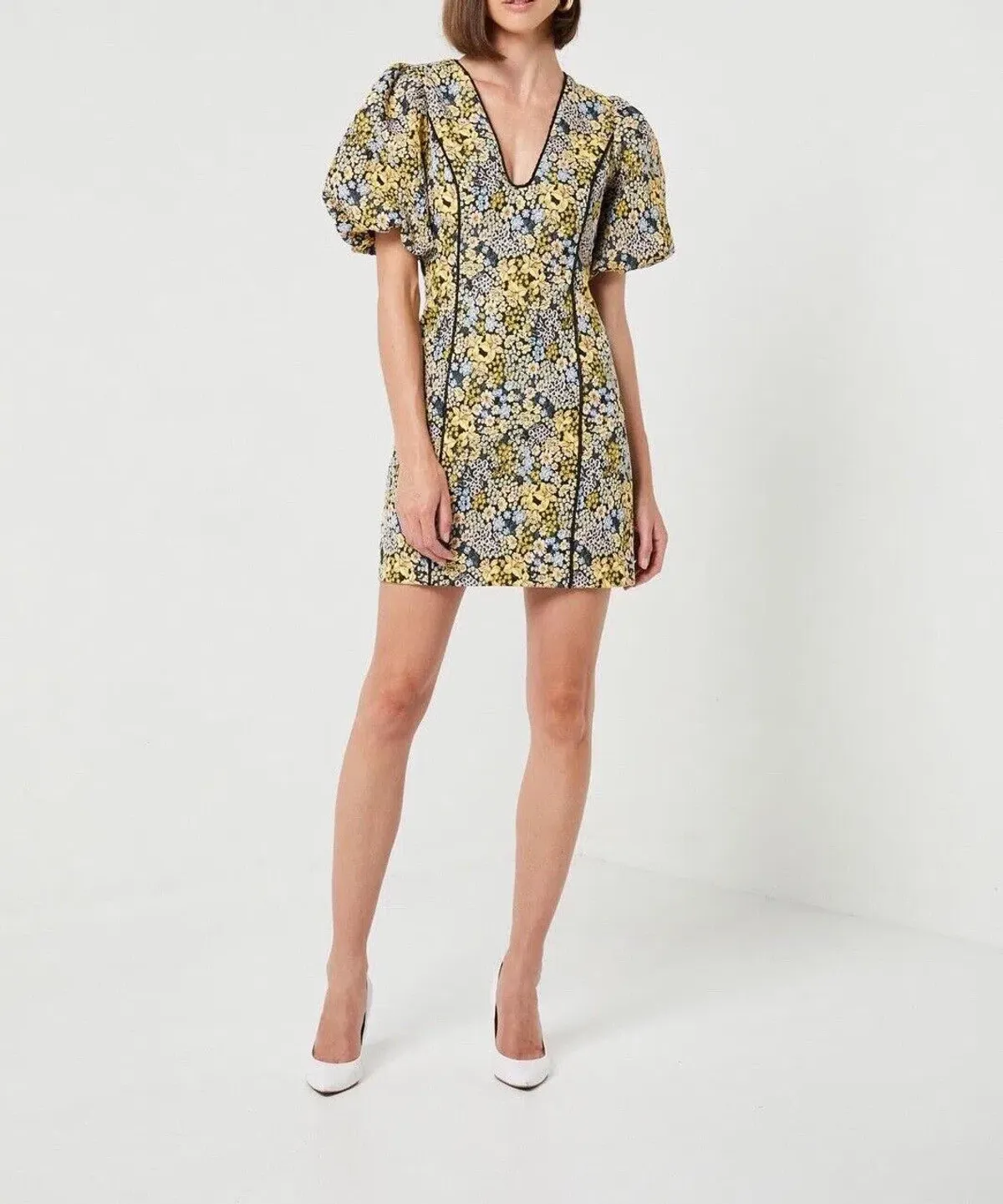 Elliatt Cuore Mini Dress Floral Size M  - Image 1