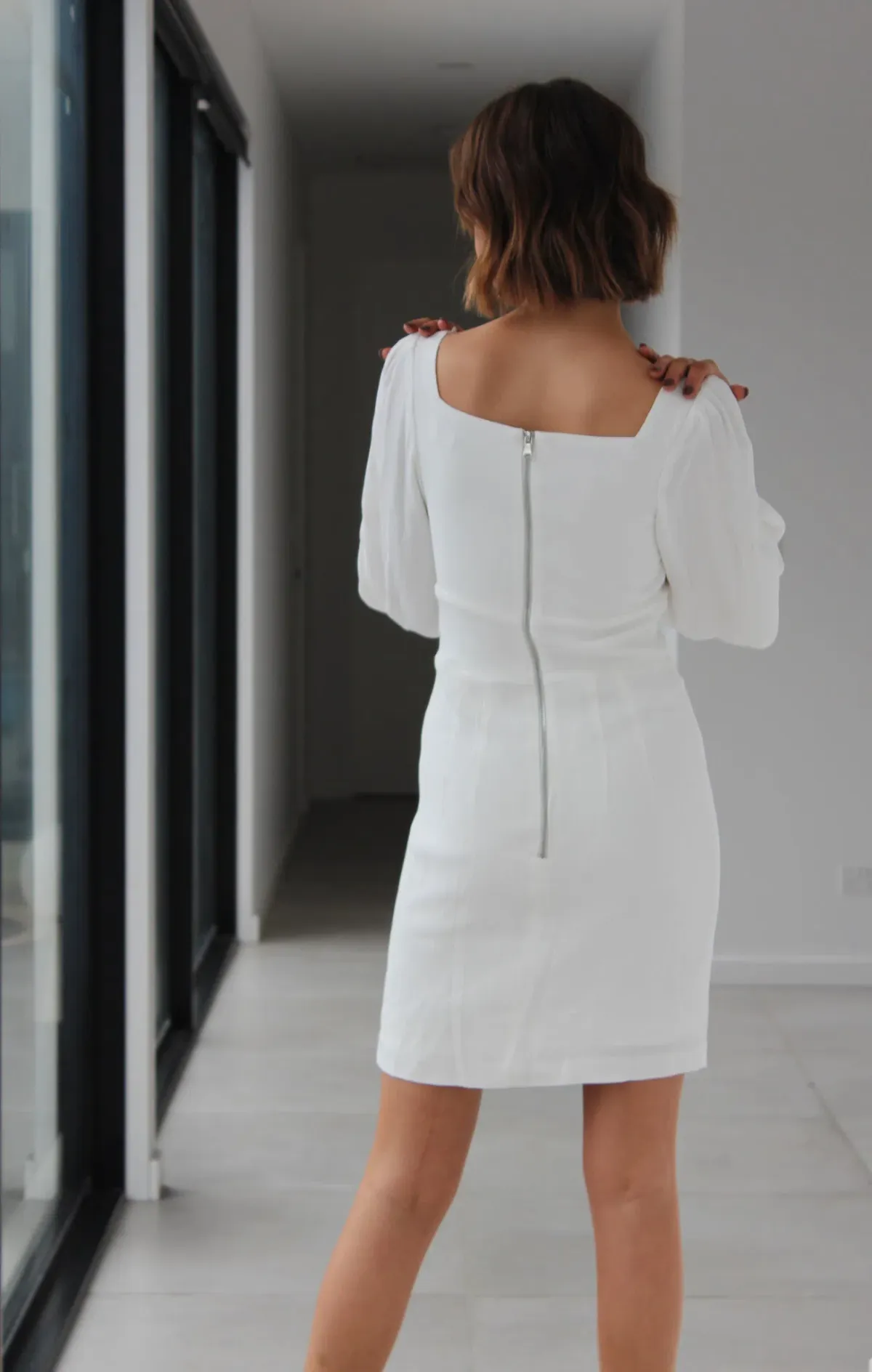 By Johnny Mia Cuff Sleeve Dress White Size 8 - Image 3