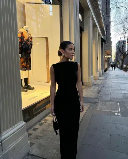 Effie Kats Verona Backless Gown Black Size AU 10 for rent on The Volte - image 2