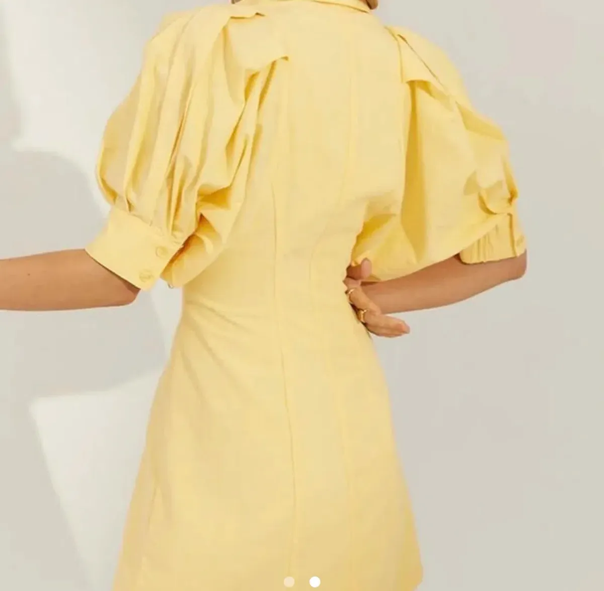 Sovere Mini Dress Yellow Size 6 - Image 2