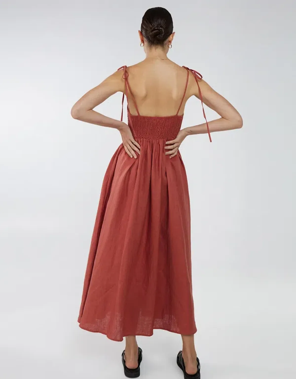 Aere Tie Strap Linen Maxi Dress Red Size AU 10 - Image 2