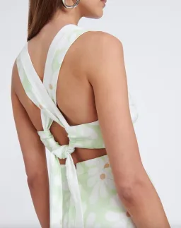 By Johnny Fleur Tie Back Midi Dress Floral Size 14 / XL for rent on The Volte - image 4