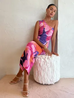 L'Idee Gigi Smocking Gown In Capri Print Pink Size AU 6 for rent on The Volte - image 4