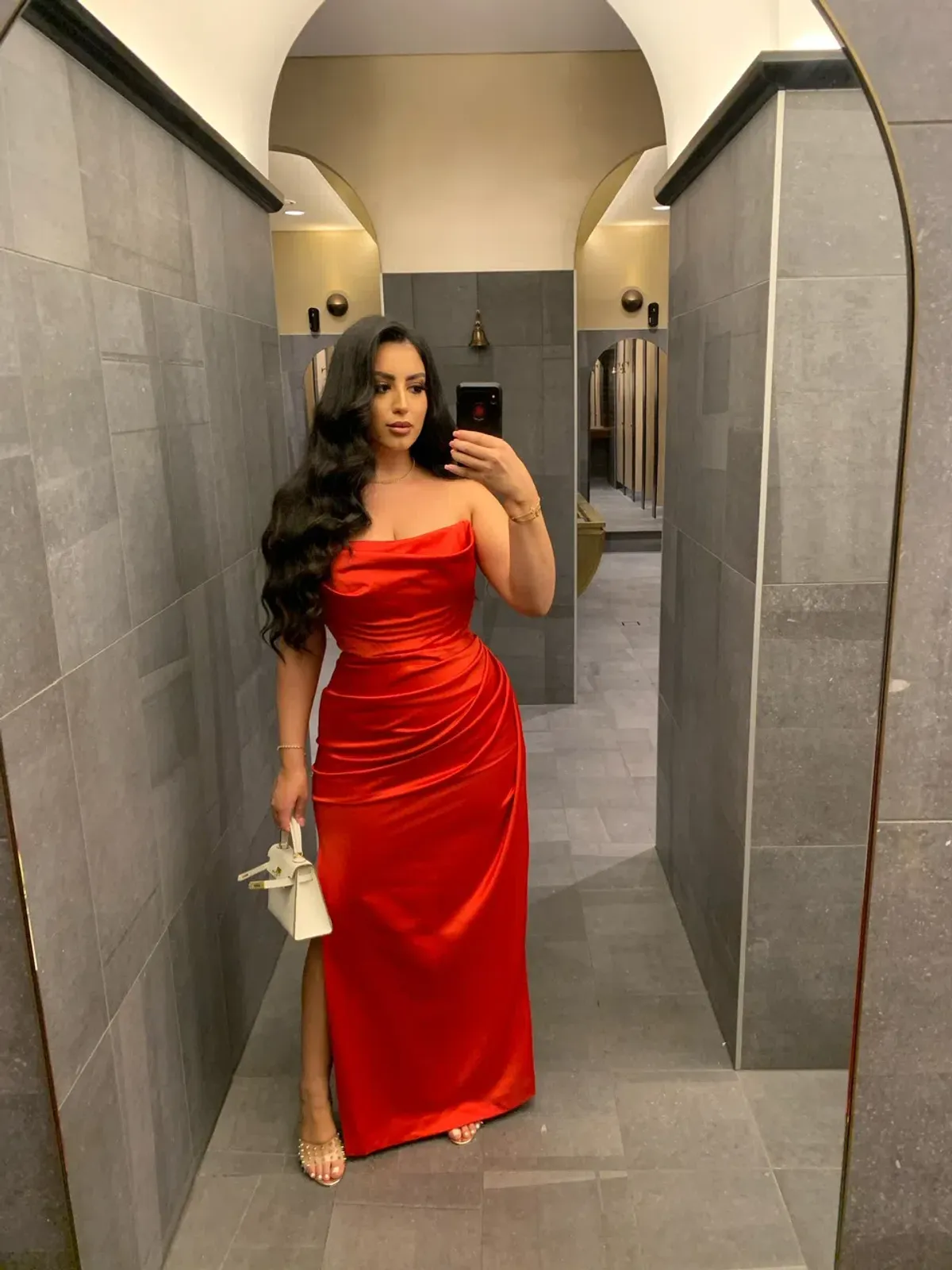 House of CB Adrienne Satin Strapless Gown Scarlet Red Size Large / Au 12 - Image 5