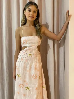 Issy Eveylyn Dress Blush Size AU 8  for rent on The Volte - image 2