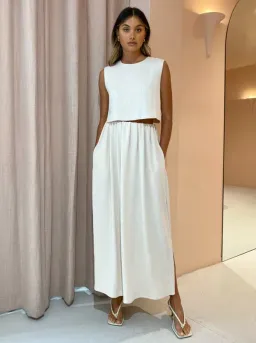 Camilla and Marc Marcia Set Ivory Size 14 for rent on The Volte - image 1