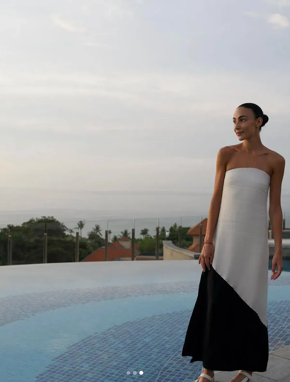 Dissh Taj Pearl and Black Midi Dress White Size 10 - Image 3