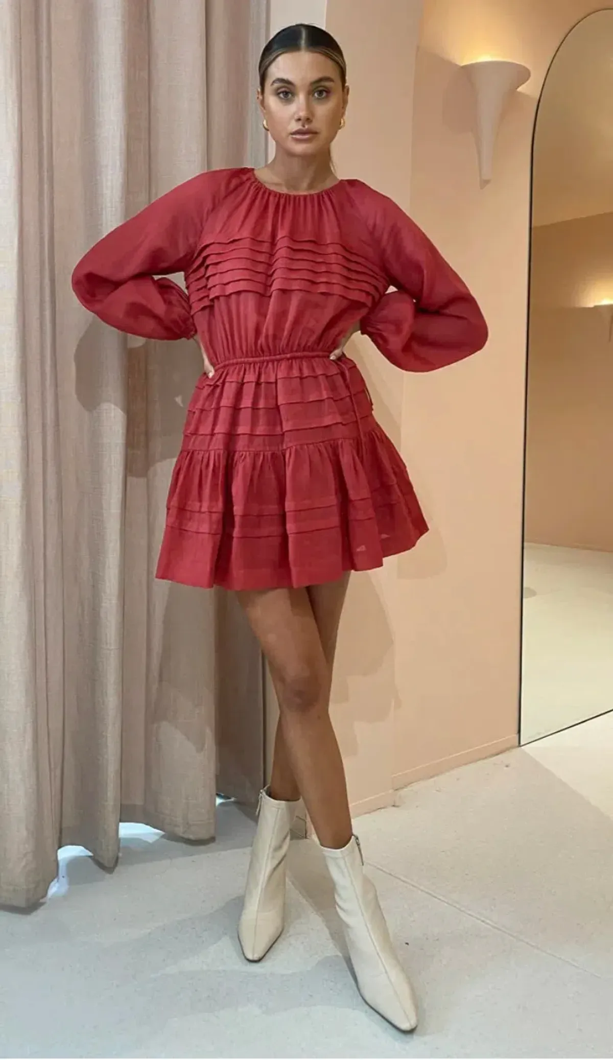 Issy Flourishes Dress Rouge Size 12  - Image 2