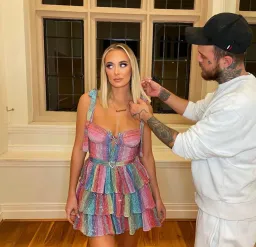 THE NEW ARRIVALS by İlkyaz Özel Lily Rose in Rainbow Waves Size 12/L for rent on The Volte - image 3