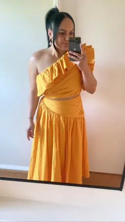 Sheike Allegra Frill Top and Maxi Skirt Set Yellow Size 16/14 for rent on The Volte - image 3