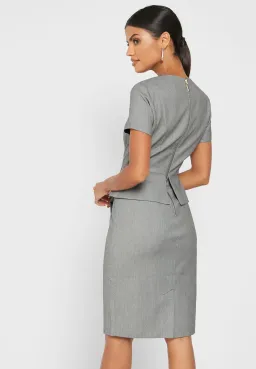 Ted Baker Janza Dress in Viscose Blend in Grey Size 2/AU 10 for rent on The Volte - image 2