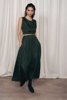 Silk Laundry Crinkle Sleeveless Crop Top Cedar Green Size AU 8  for rent on The Volte - image 1