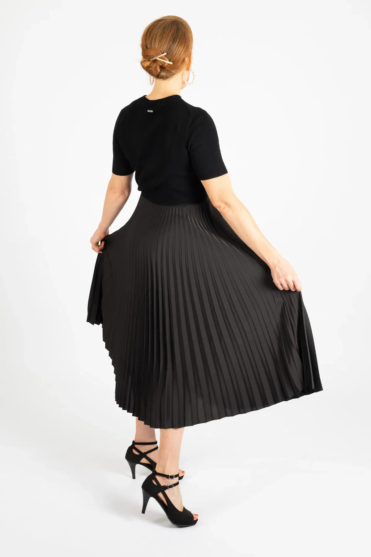Hugo Boss Plissé Pleats Dress with Knitted Top Black Size M - Image 5