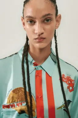 Silk Laundry Short Sleeve Boyfriend Shirt Endangered Species Mist Blue Size AU 6 for rent on The Volte - image 2