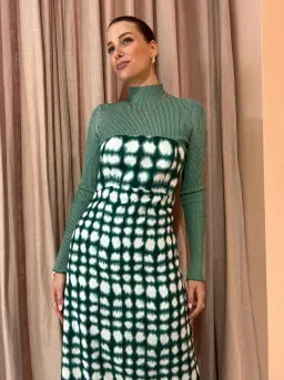 Roame Perez Dress in Emerald Shibori Print Midi Dress Green Print Size 2/AU 10 for rent on The Volte - image 4