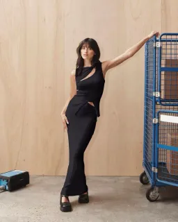 Henne Romee Knit Top and Skirt Set Black Size 8 for rent on The Volte - image 4