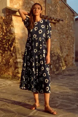 Mister Zimi Ladybell Dress Floral Size 6 for rent on The Volte - image 1