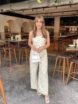 By Johnny Duality Sports Pant & Scarf Multi Size AU 12 for rent on The Volte - image 3