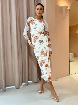 Hansen and Gretel Athena Dress Floral Size 6 for rent on The Volte - image 3